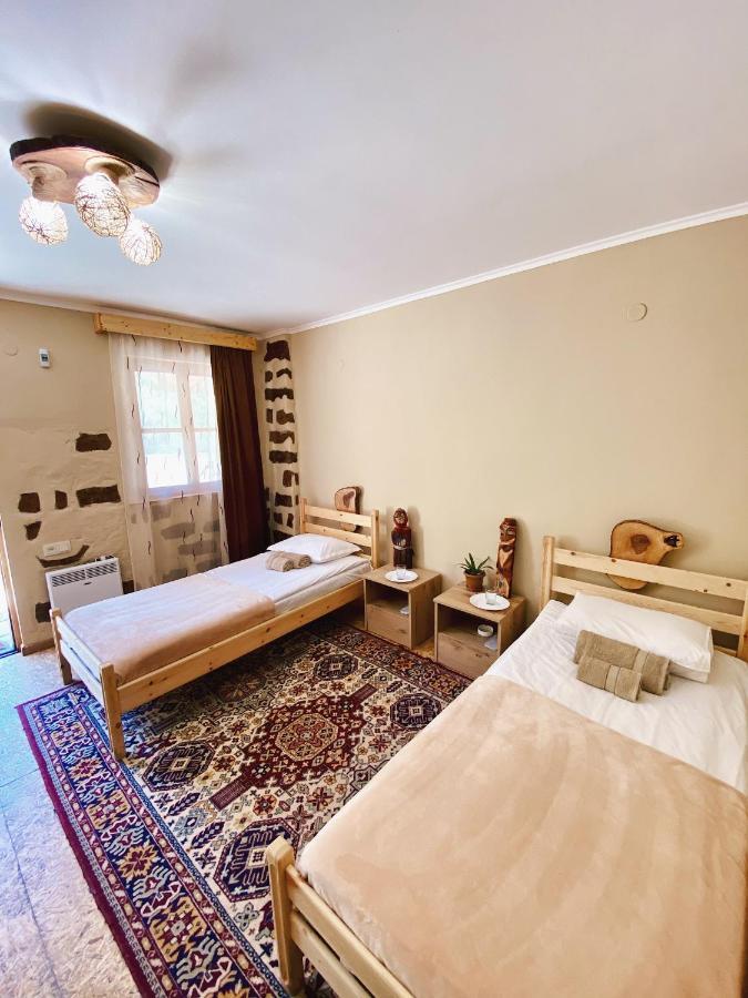 Hovek Guest House Dilijan Exterior photo